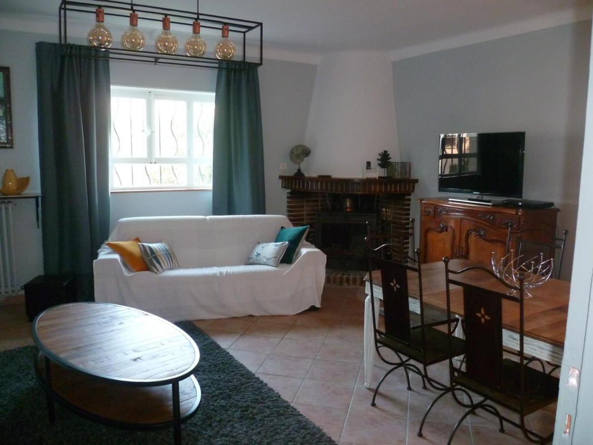 Appartement Bastide St Joseph à Eyguières Extérieur photo