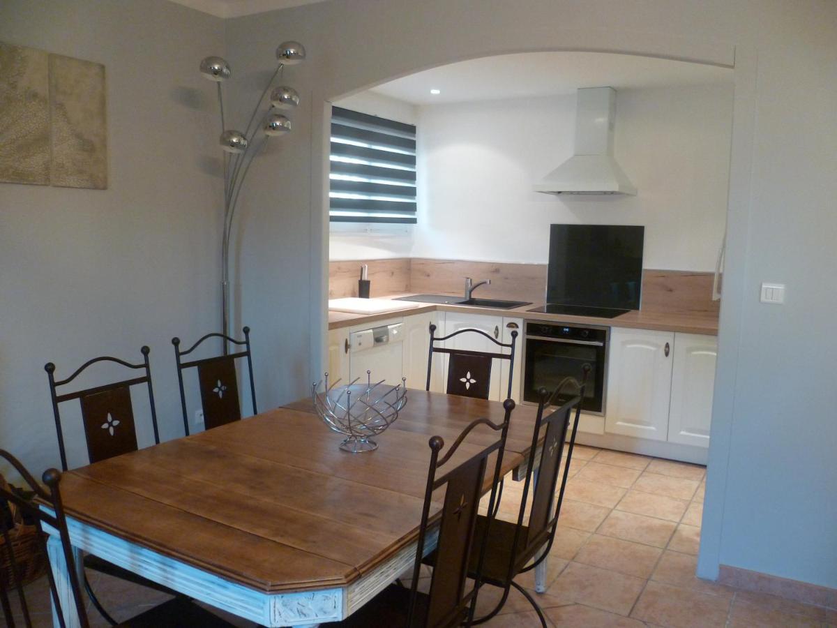 Appartement Bastide St Joseph à Eyguières Extérieur photo