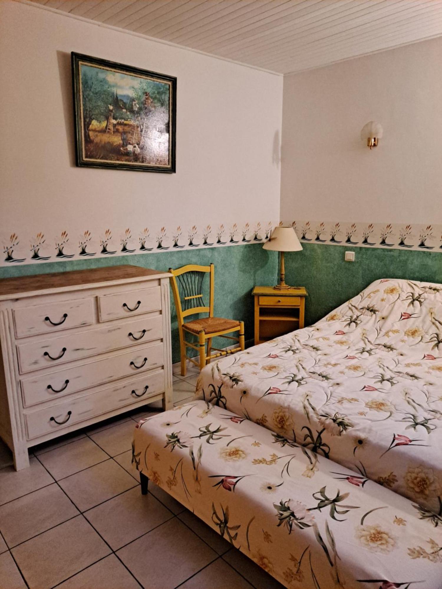 Appartement Bastide St Joseph à Eyguières Extérieur photo